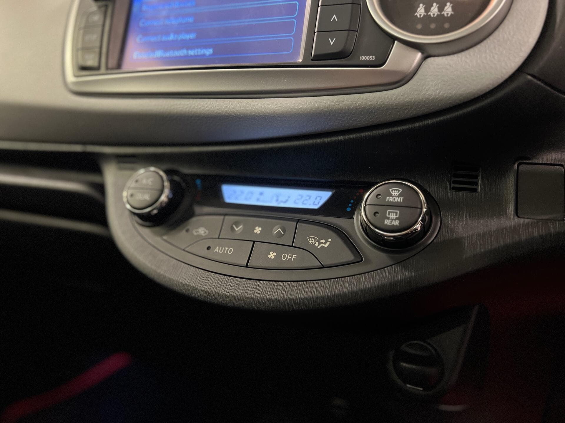 2014 Toyota Yaris - Thumbnail 39