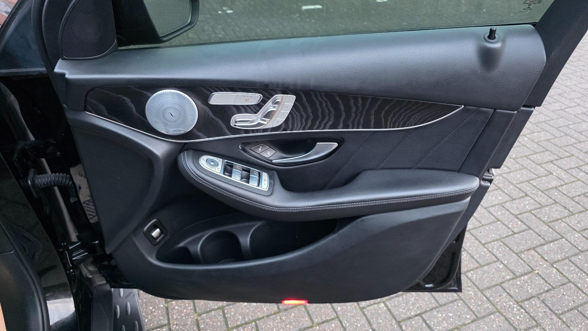 2018 Mercedes-Benz GLC - Thumbnail 12