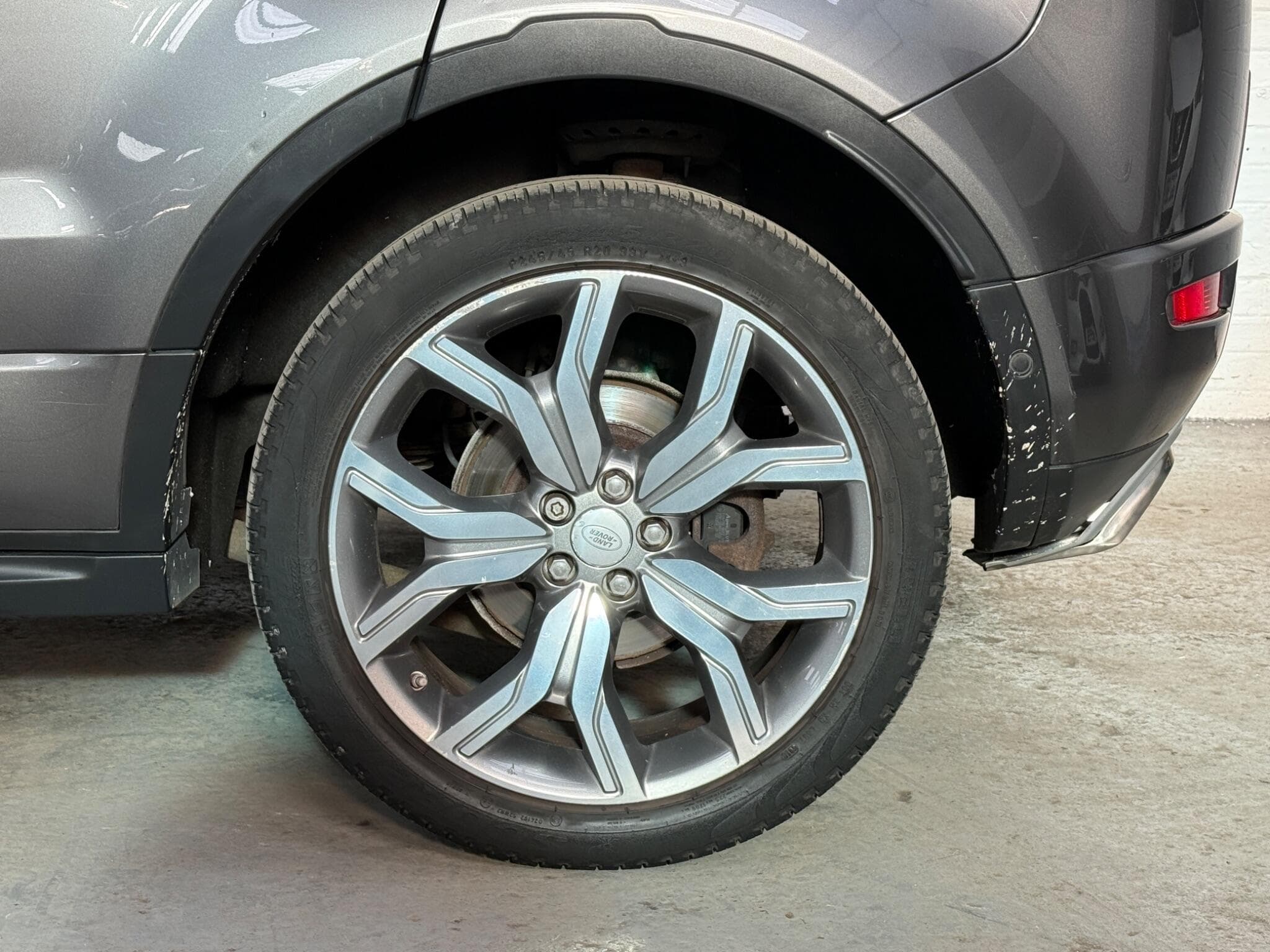 2015 Land Rover Range Rover Evoque - Thumbnail 25