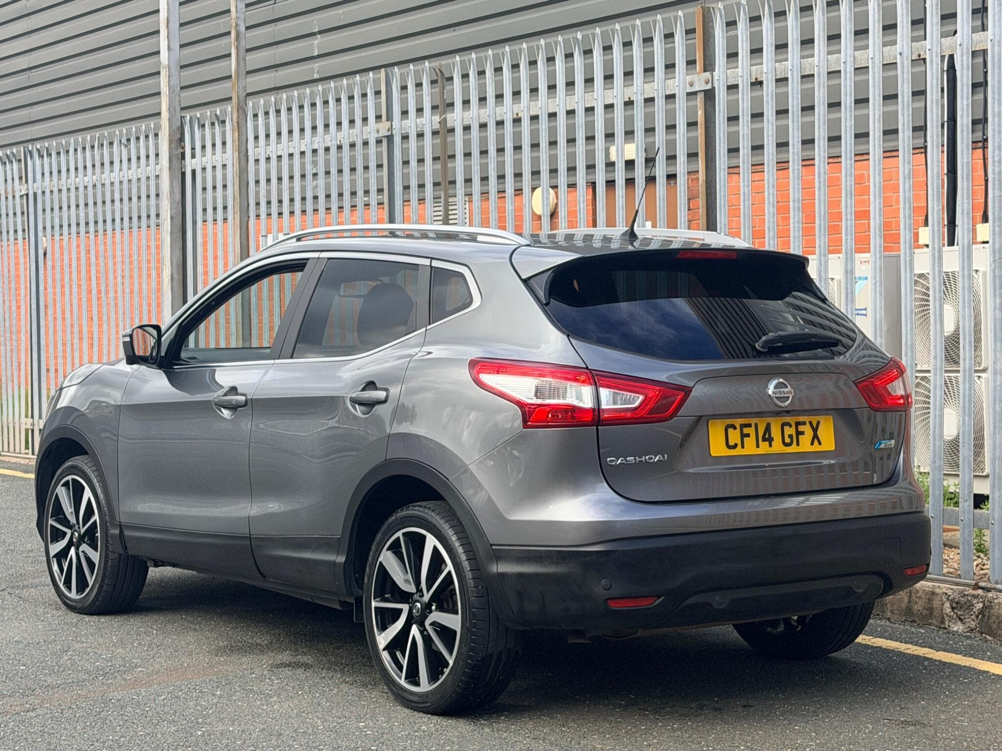 2014 Nissan Qashqai - Thumbnail 10