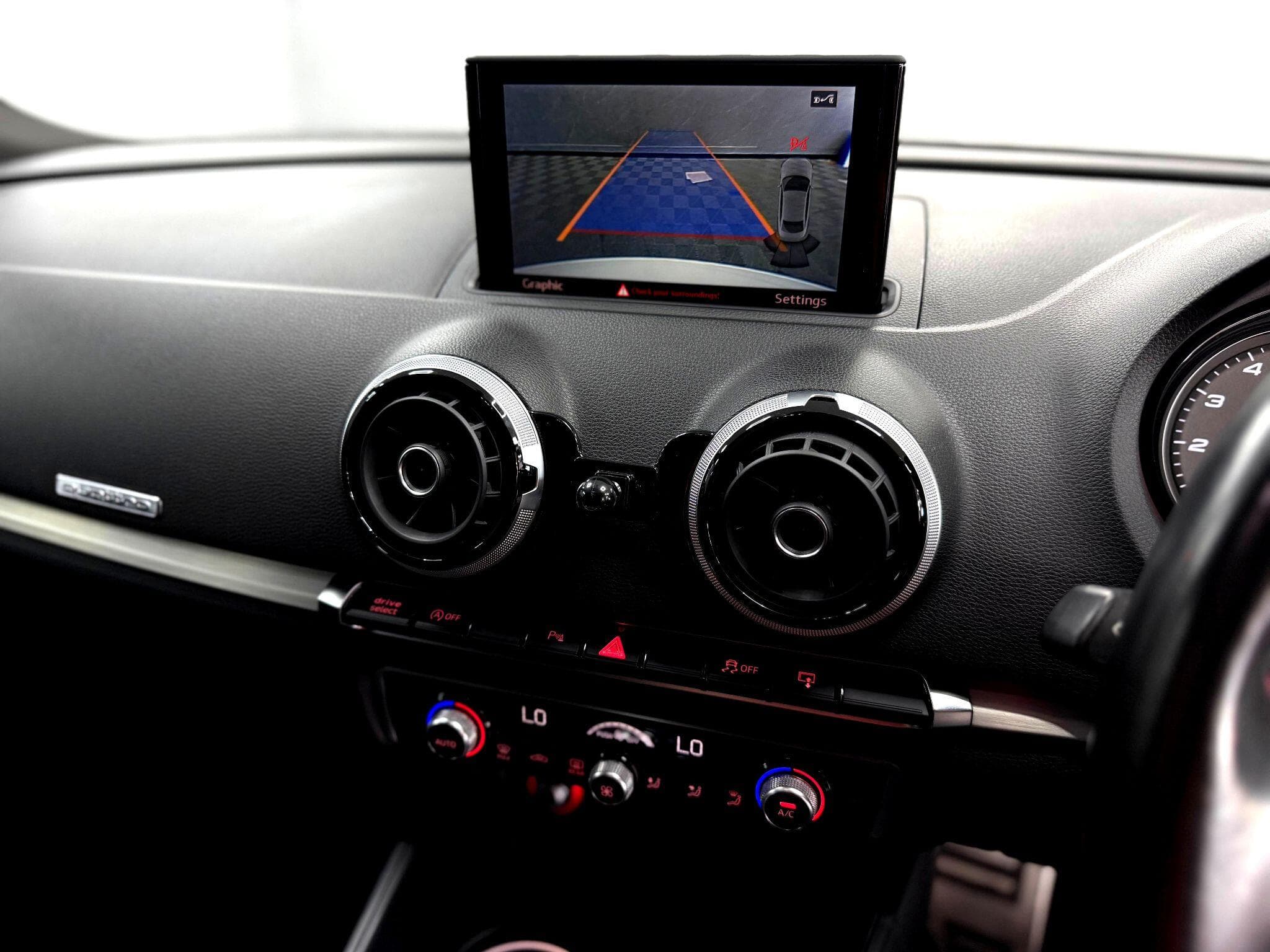 2015 Audi S3 - Thumbnail 37