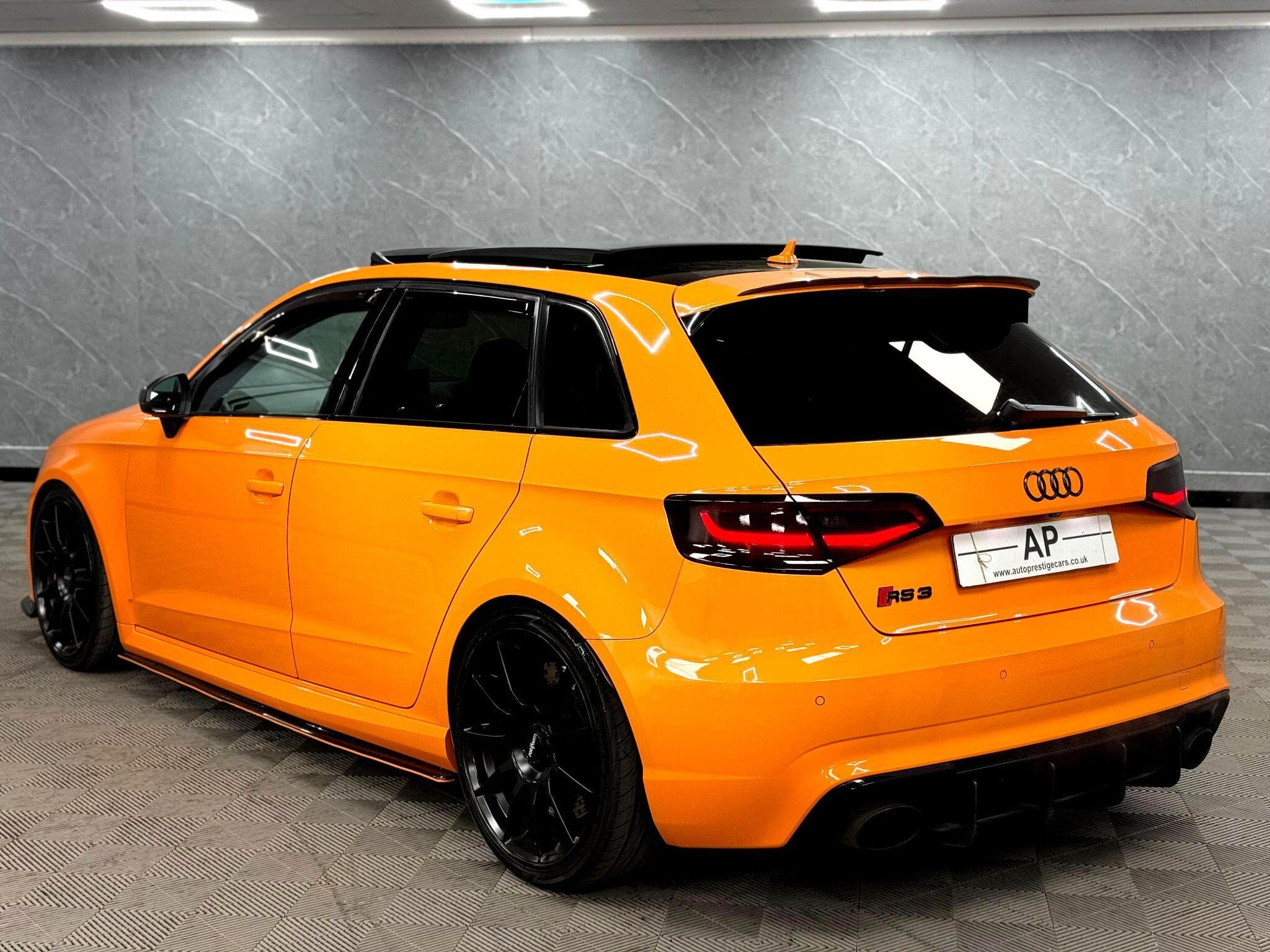 2015 Audi RS3 - Thumbnail 20