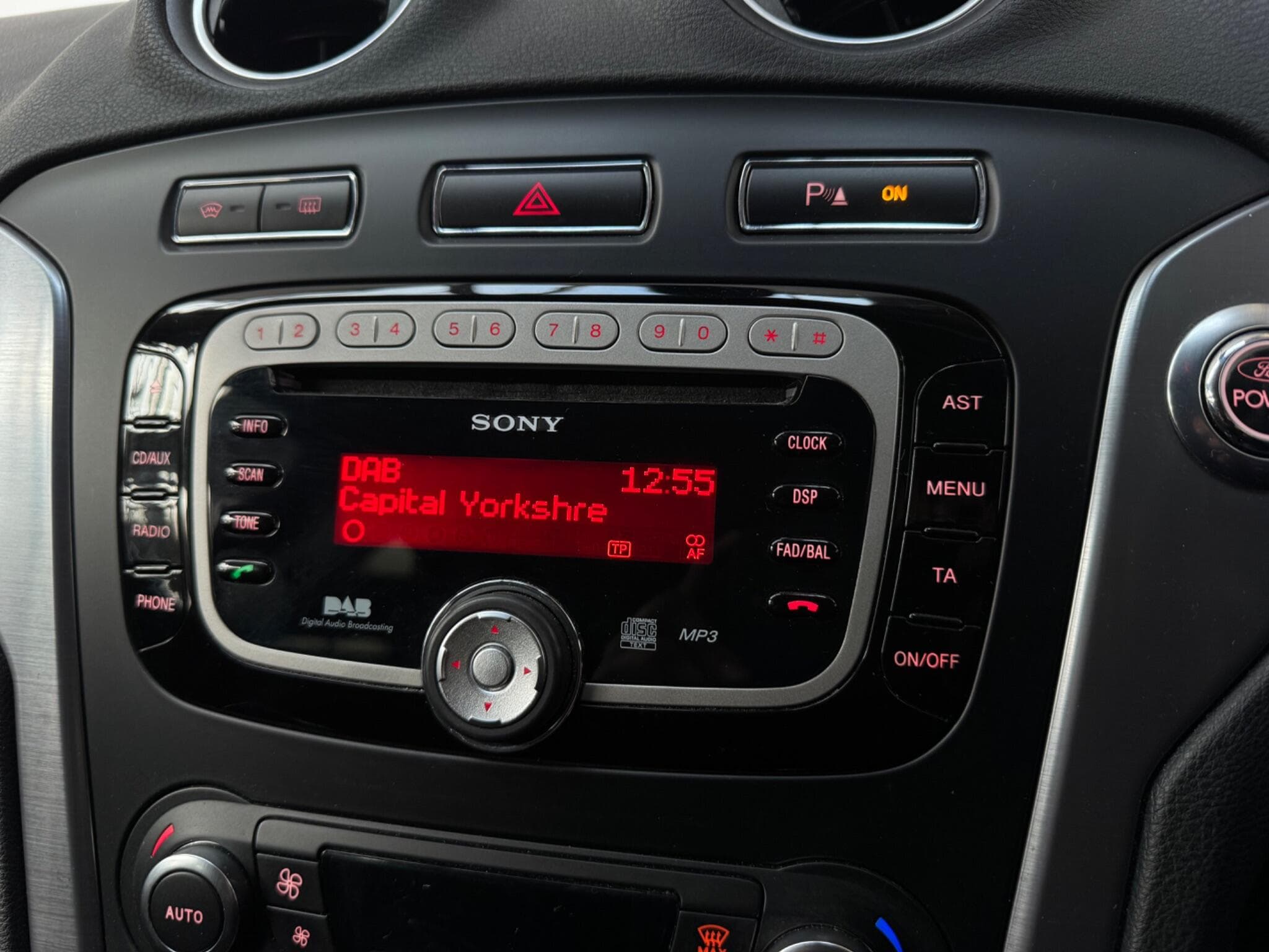 2011 Ford Mondeo - Thumbnail 13