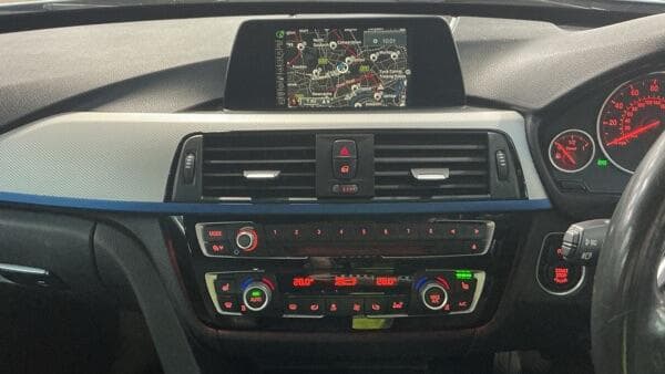 2017 BMW 3 Series Gran Turismo - Thumbnail 11