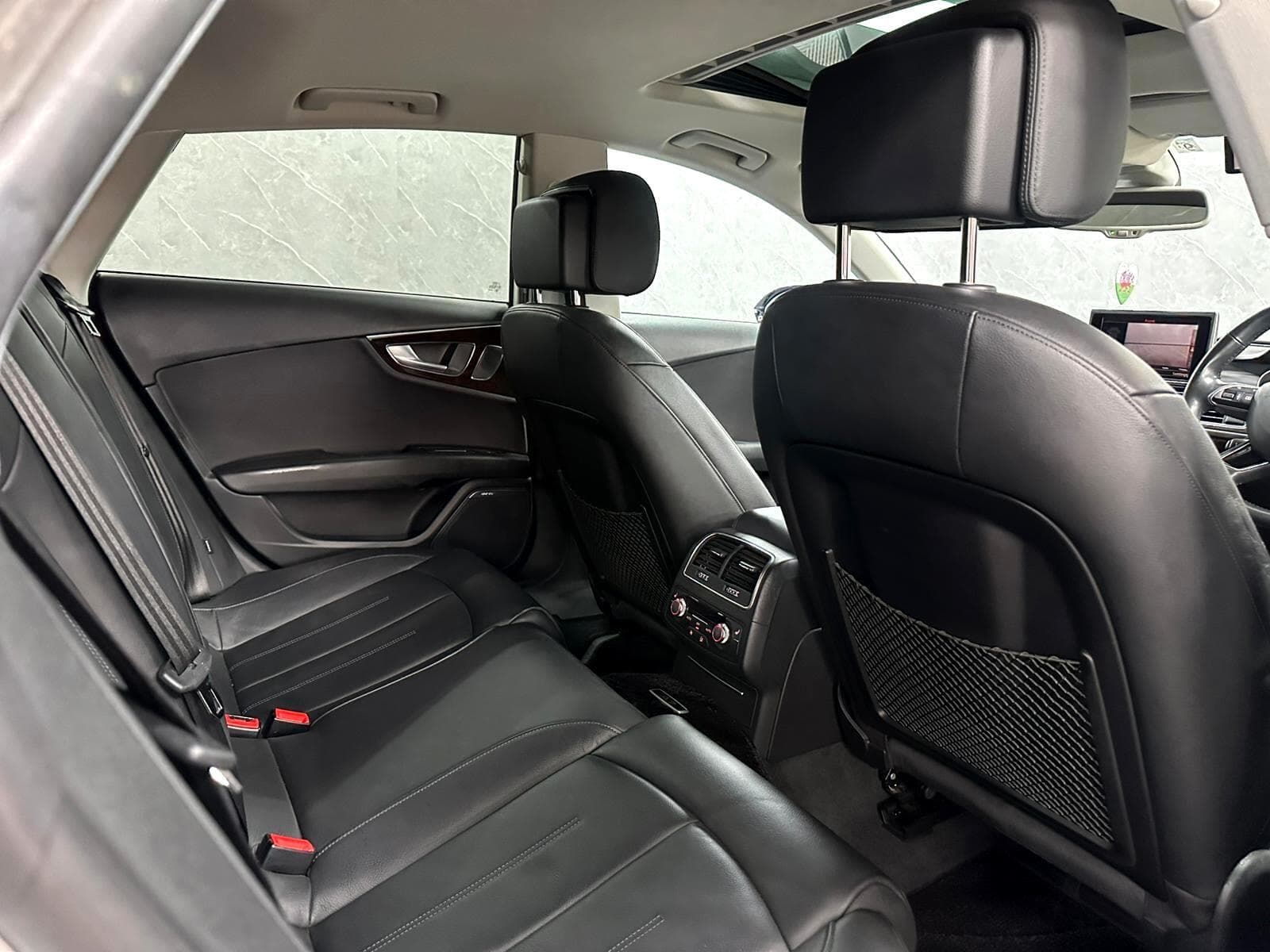 2017 Audi A7 - Thumbnail 18