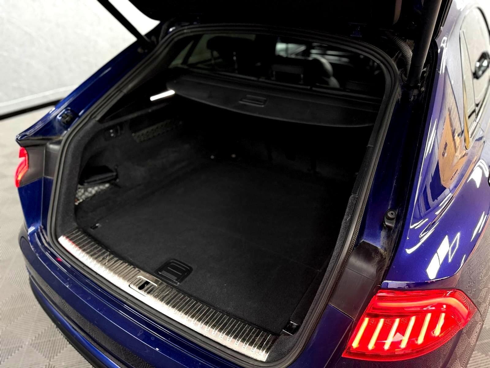 2019 Audi Q8 - Thumbnail 13