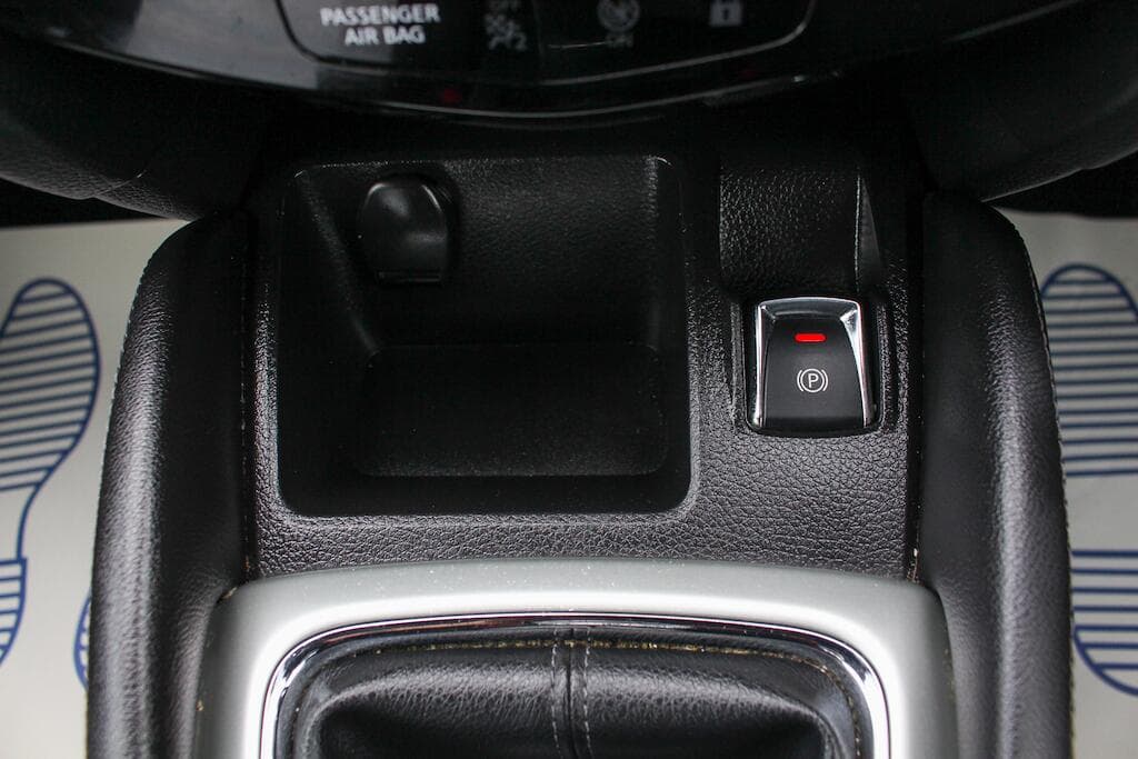 2015 Nissan Qashqai - Thumbnail 29