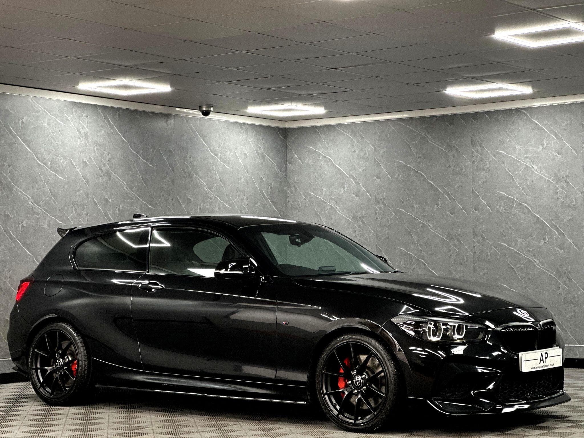2018 BMW 1 Series - Thumbnail 23
