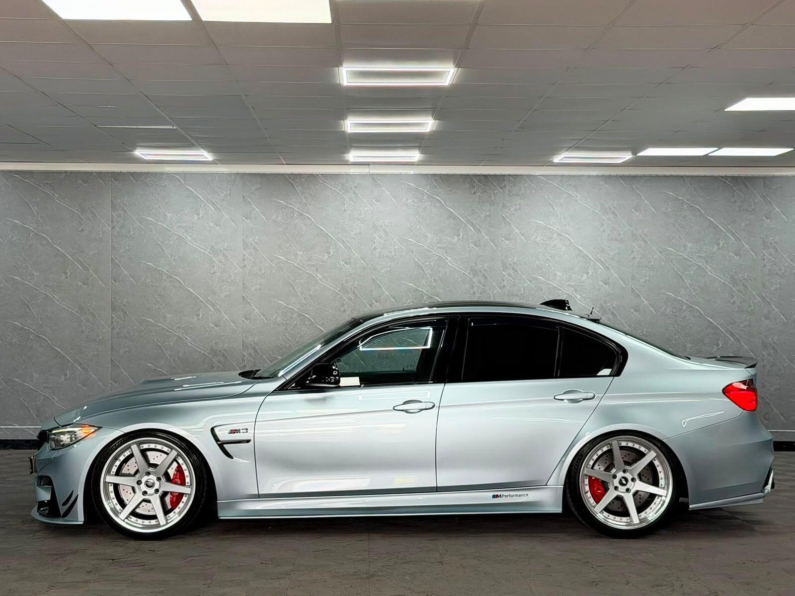 2016 BMW M3 - Thumbnail 35