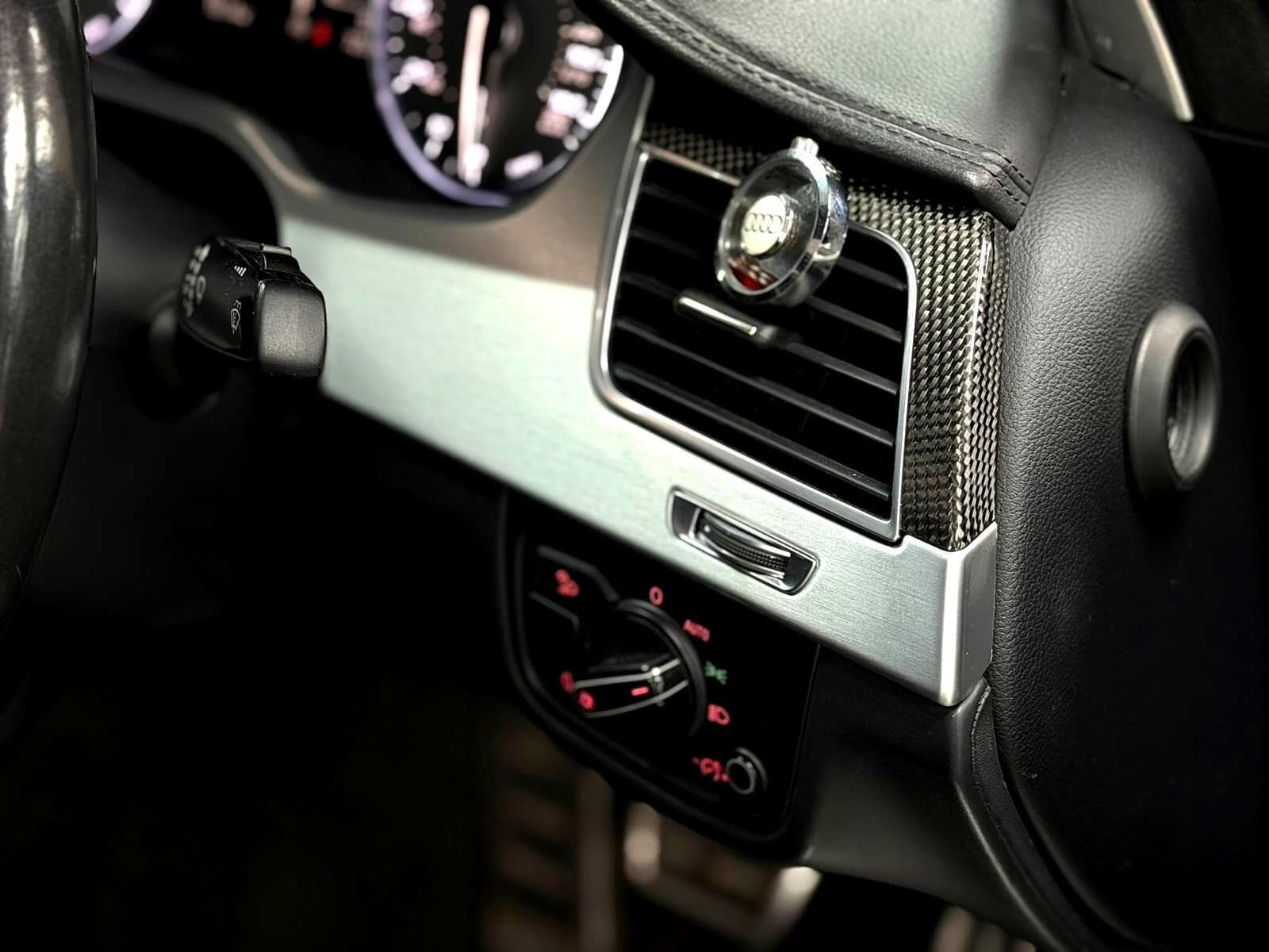 2015 Audi S8 - Thumbnail 45