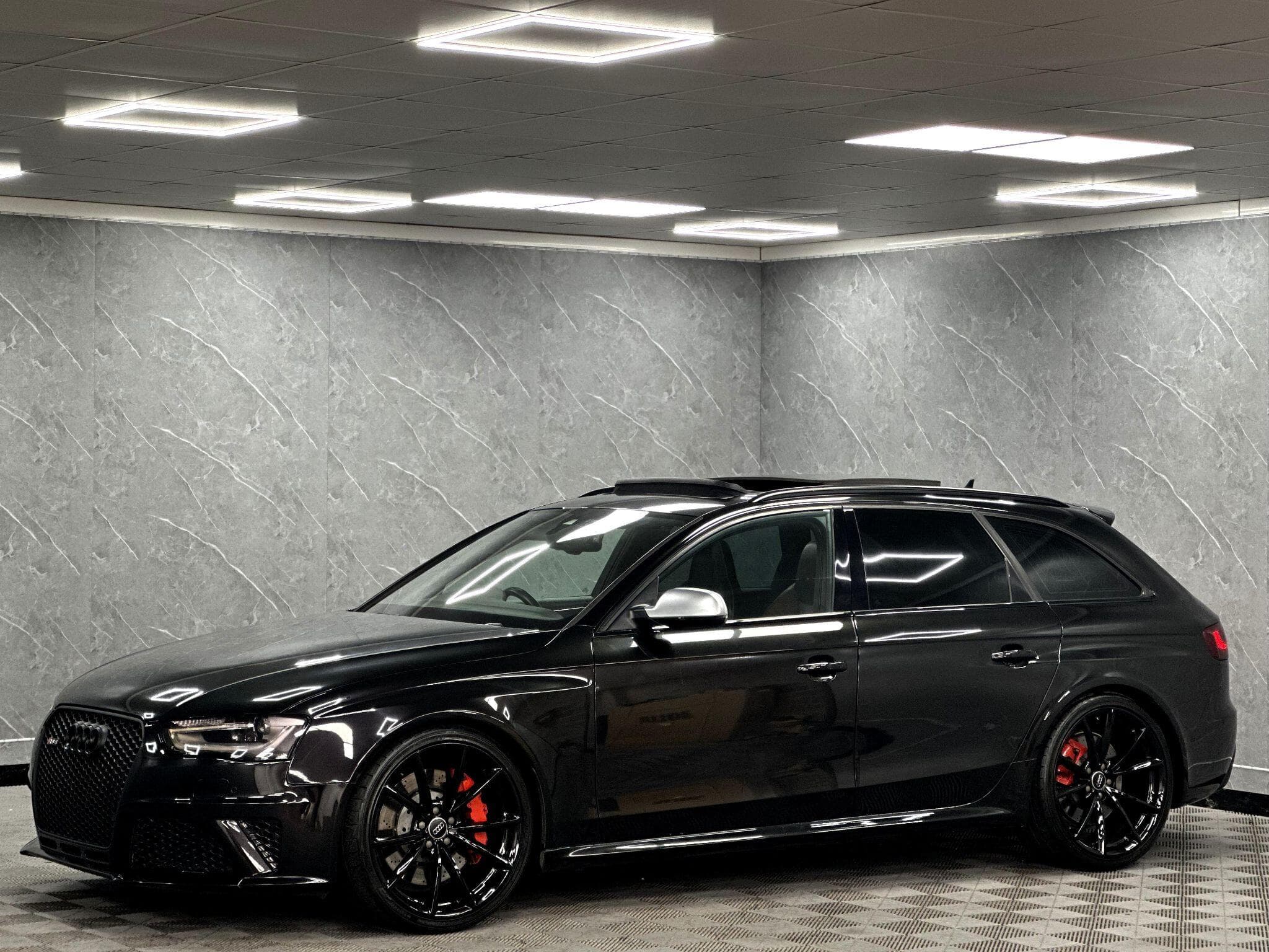 2013 Audi RS4 Avant - Thumbnail 34