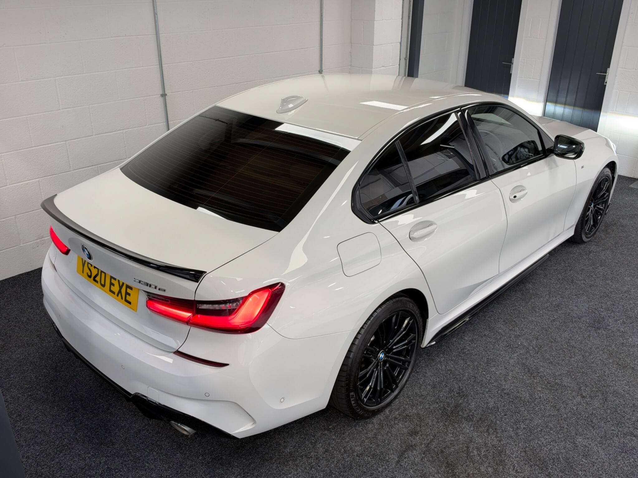 2020 BMW 3 Series - Thumbnail 14