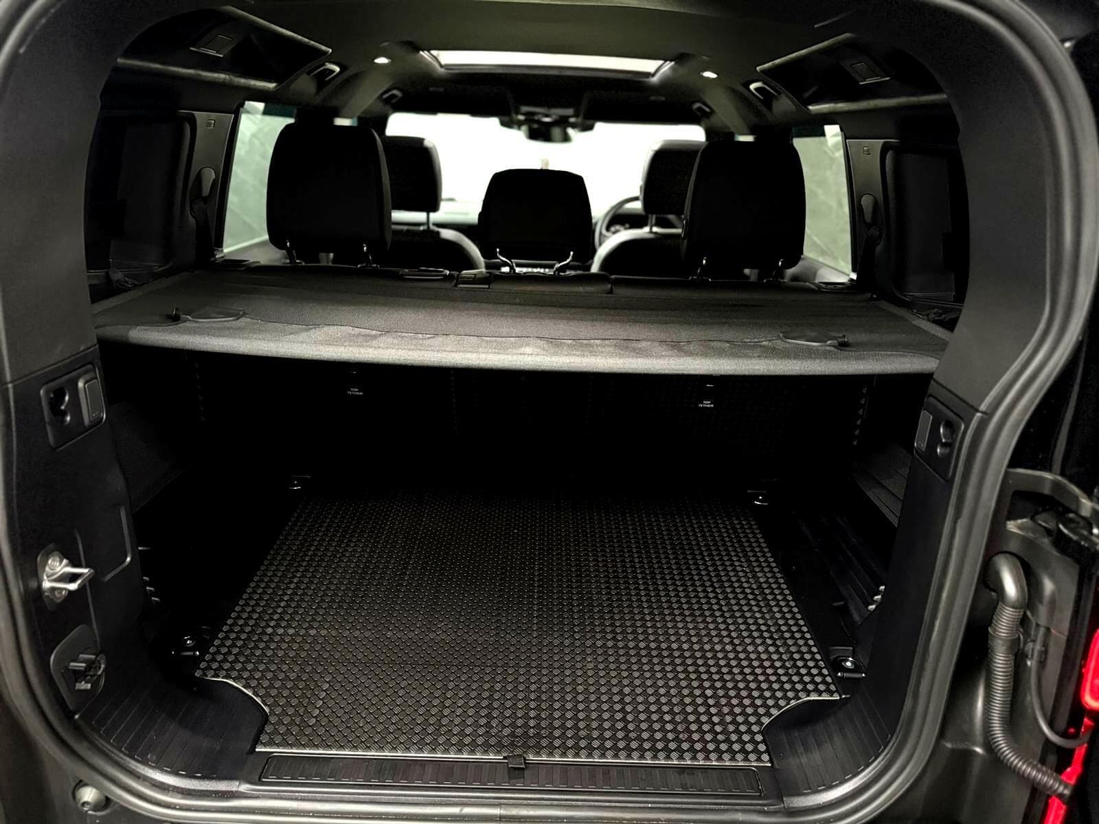 2025 Land Rover Defender 110 - Thumbnail 64