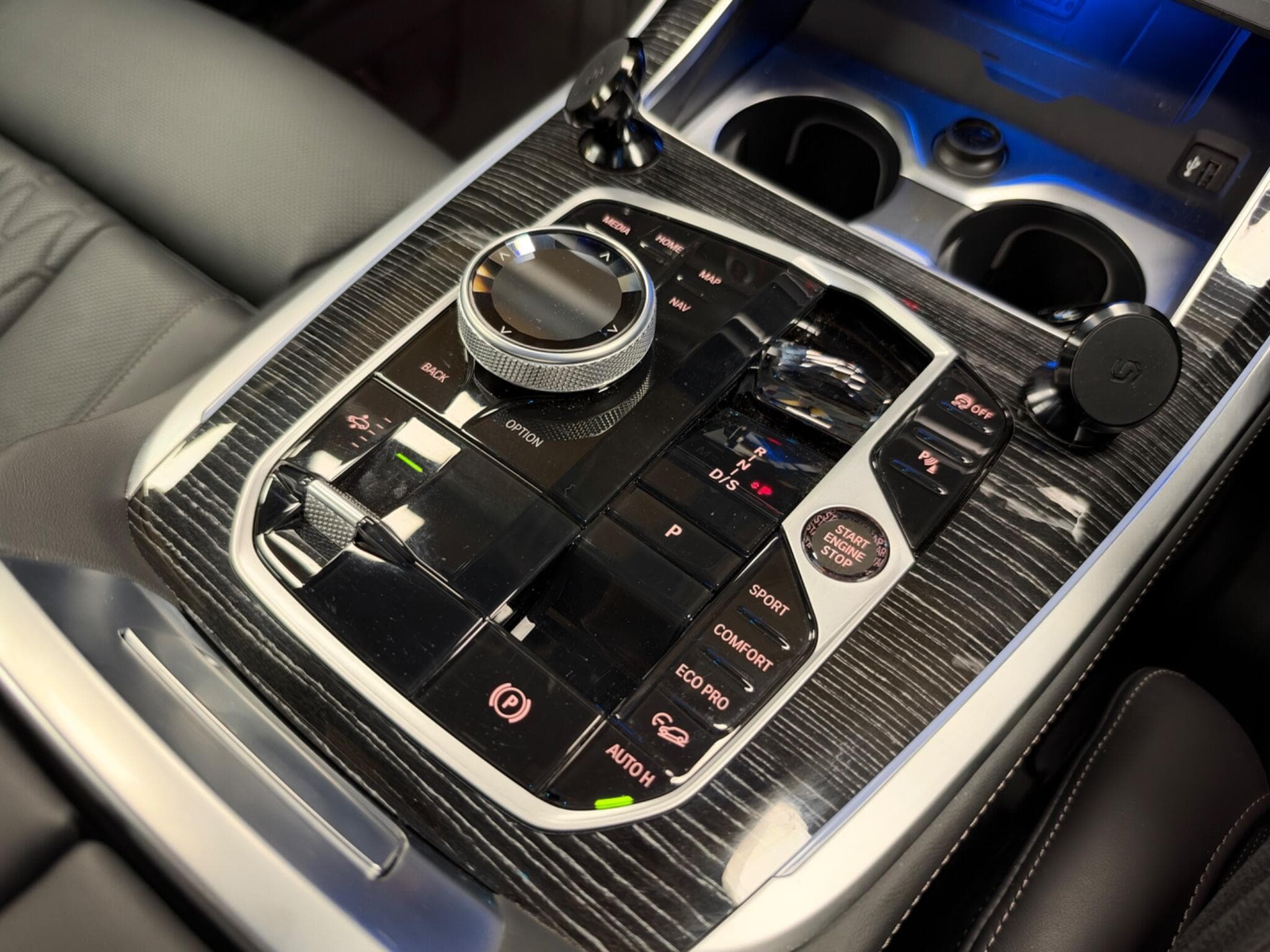 2024 BMW X7 - Thumbnail 23