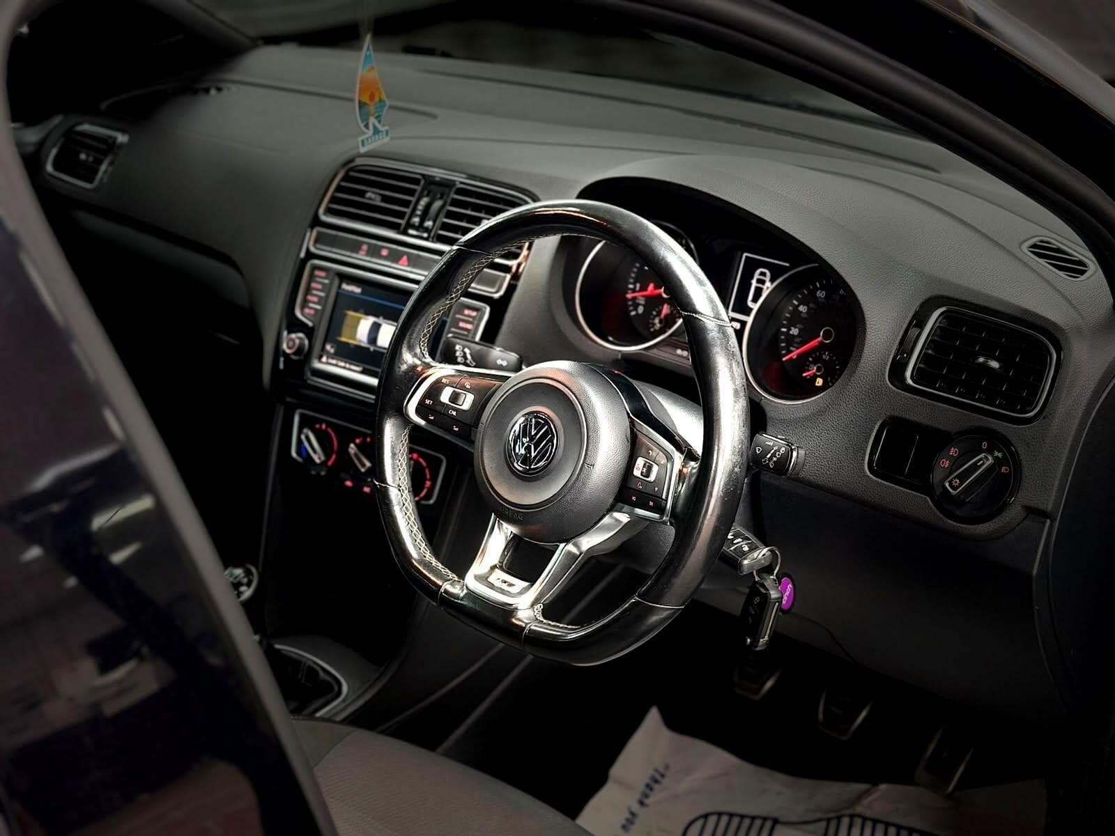 2016 Volkswagen Polo - Thumbnail 27