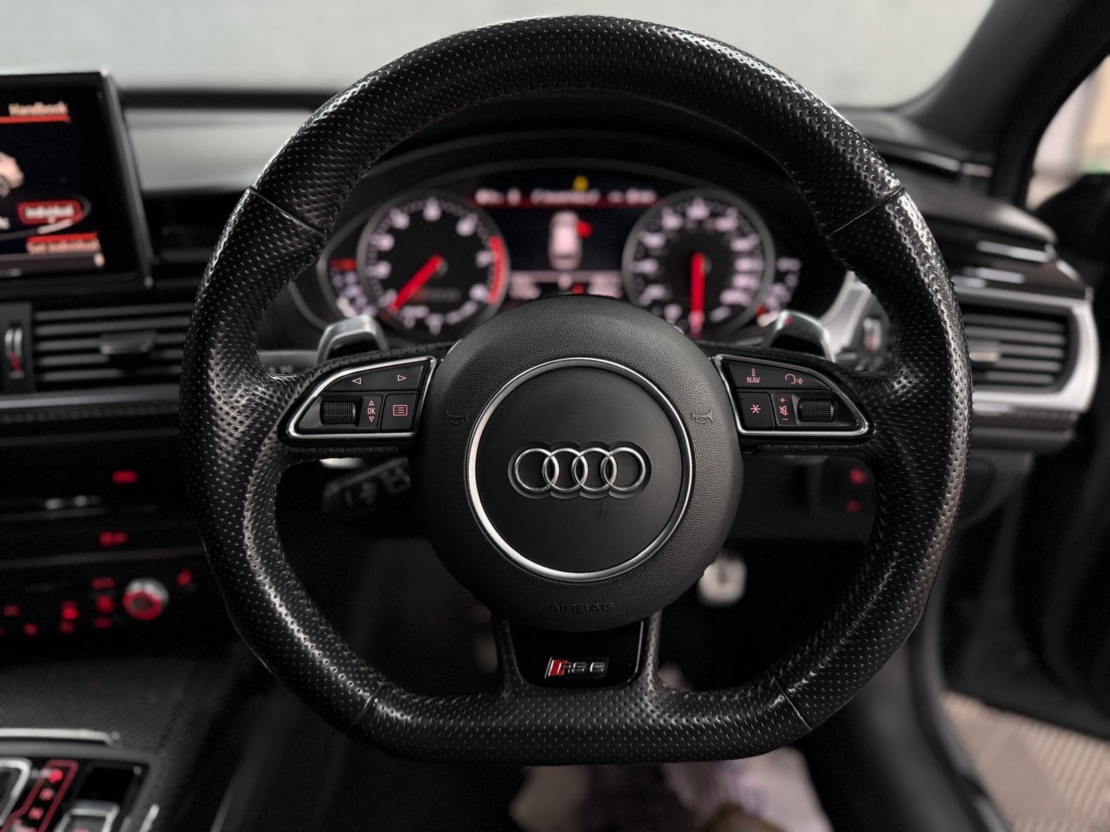 2016 Audi RS6 Avant - Thumbnail 65