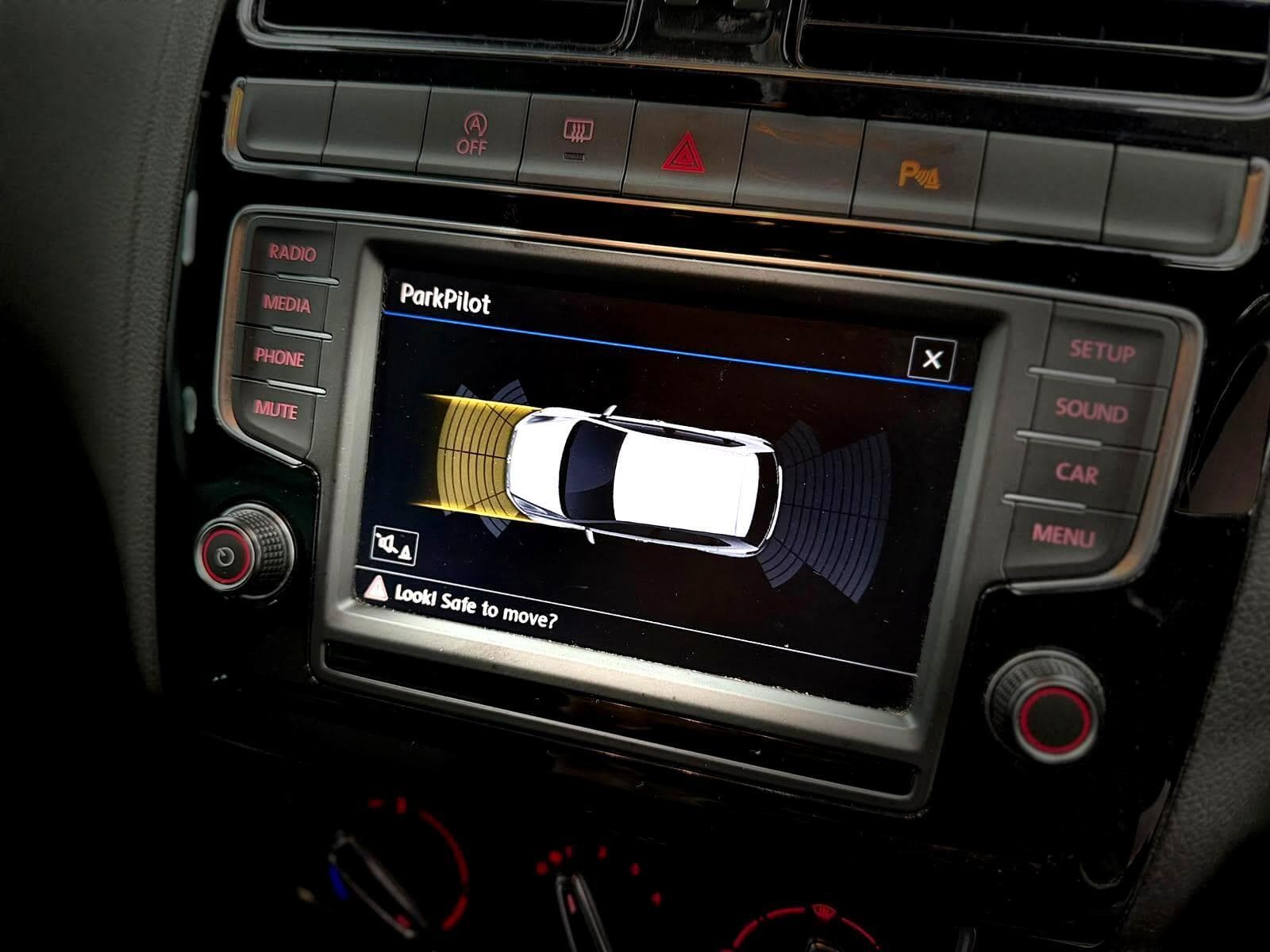 2016 Volkswagen Polo - Thumbnail 35