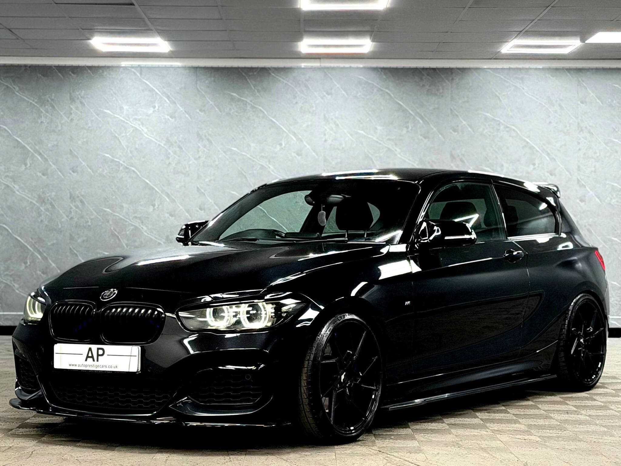 2018 BMW 1 Series - Thumbnail 10