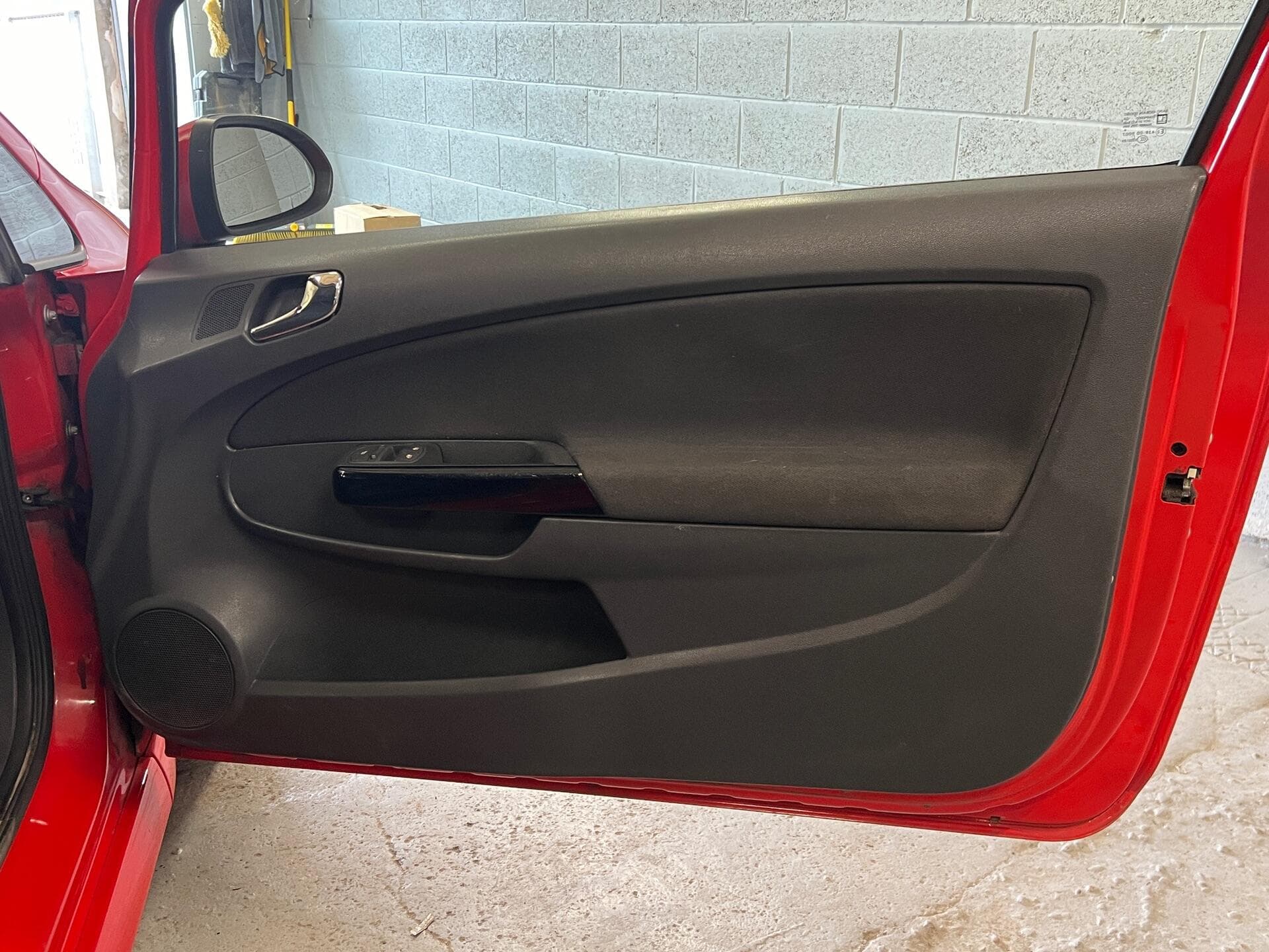 2012 Vauxhall Corsa - Thumbnail 19