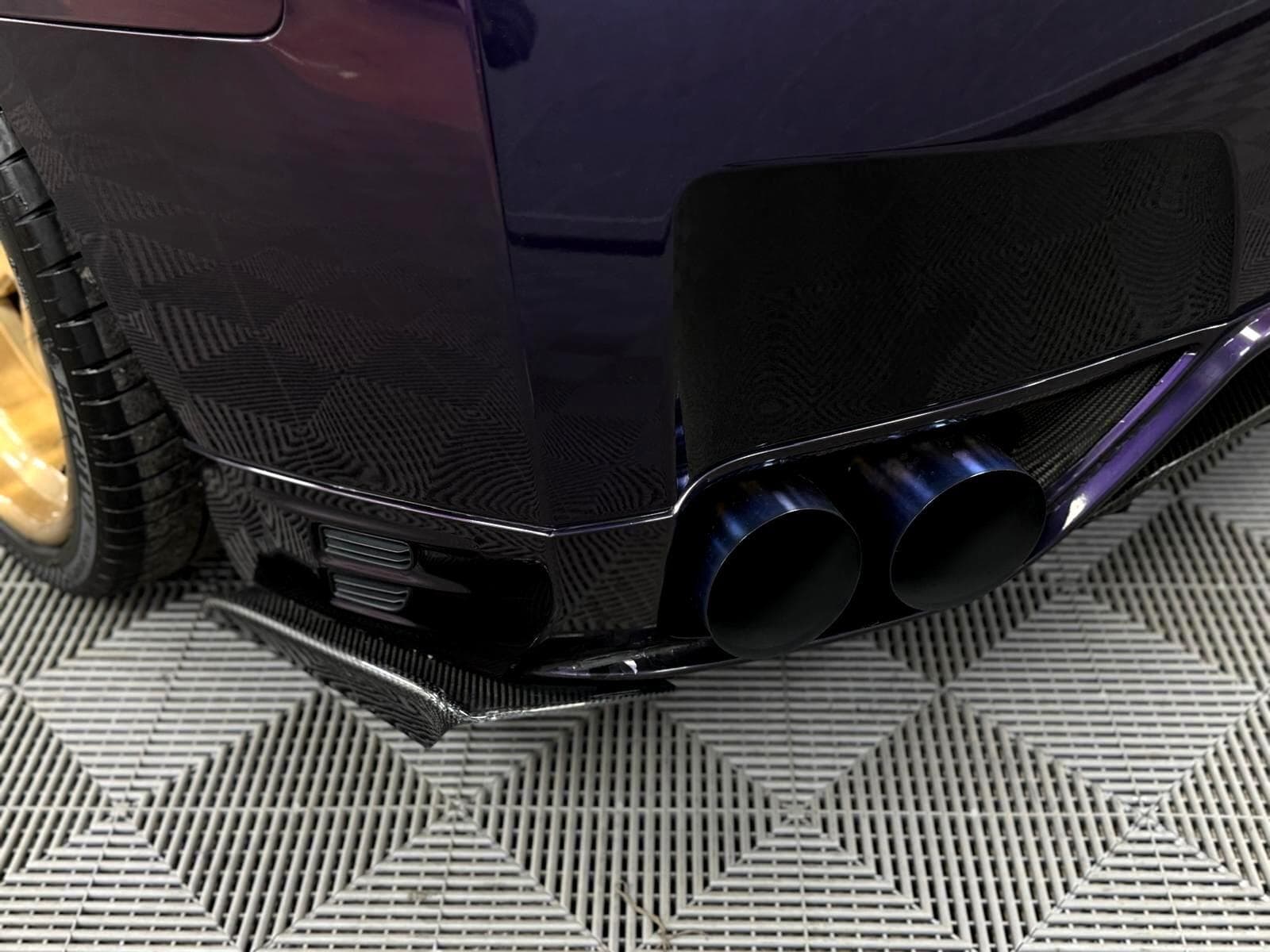 2011 Nissan GT-R - Thumbnail 40