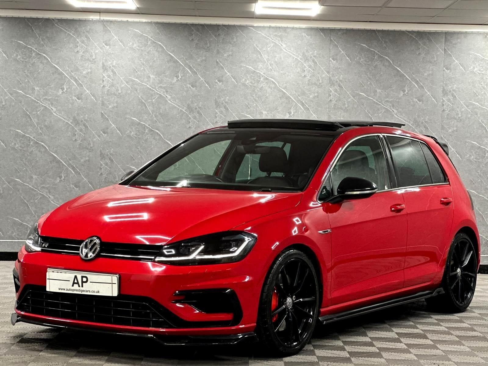 2019 Volkswagen Golf - Thumbnail 32