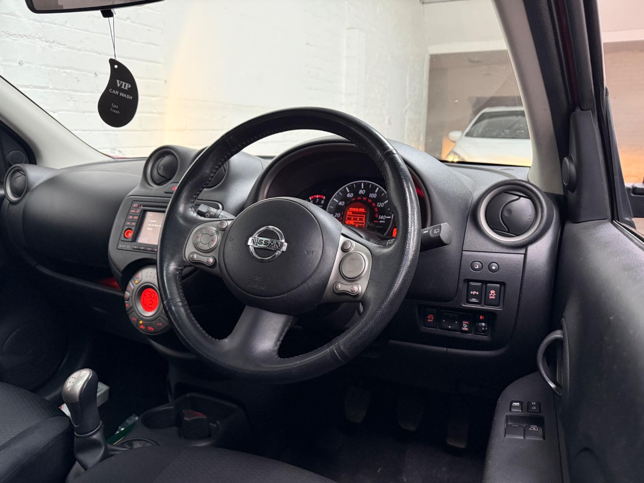 2012 Nissan Micra - Thumbnail 9