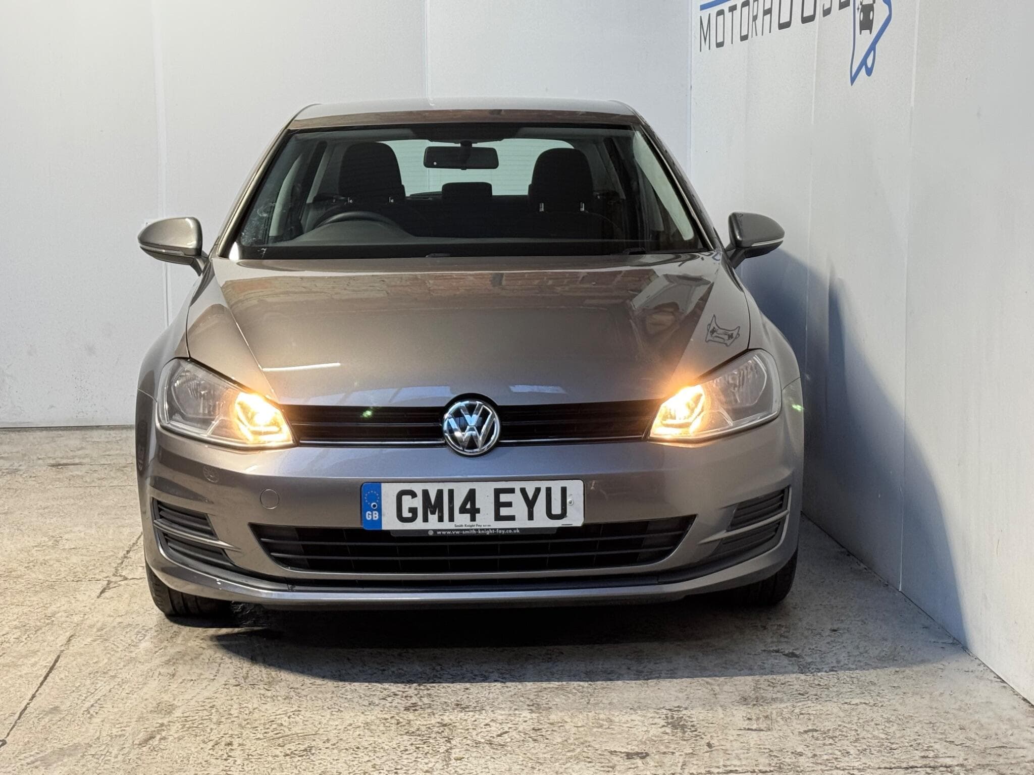 2014 Volkswagen Golf - 2