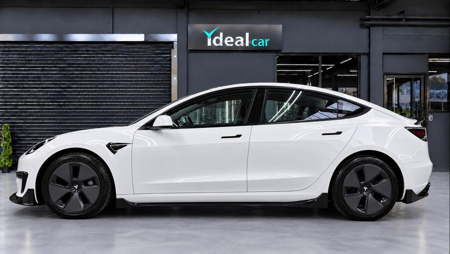 2021 Tesla Model 3 - Image 4