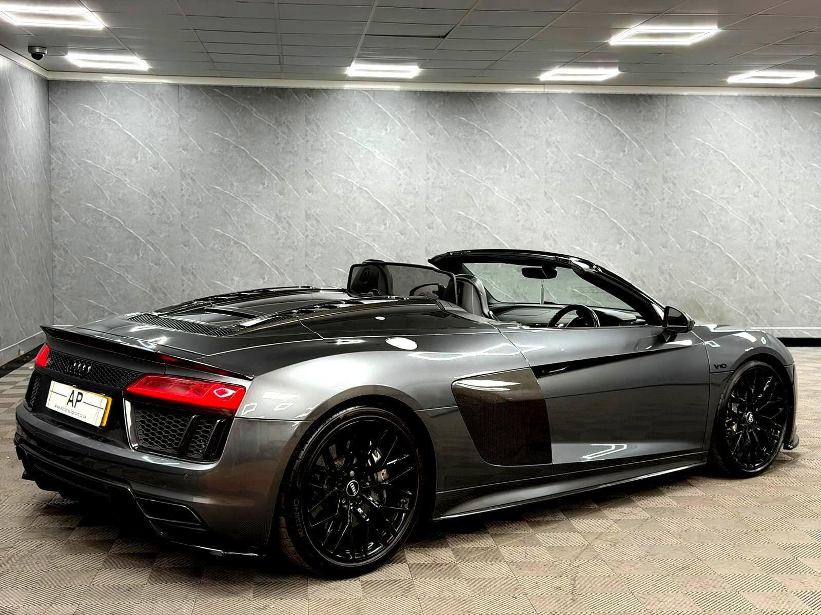 2018 Audi R8 - Thumbnail 39