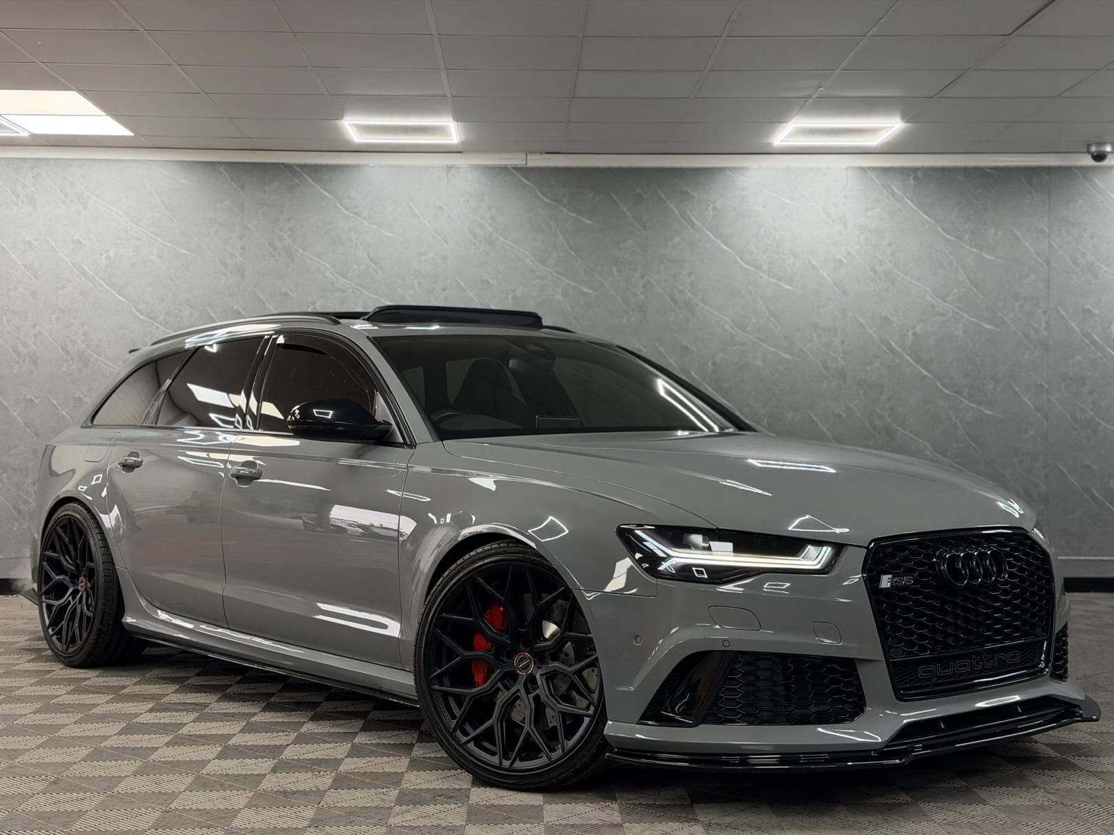 2016 Audi RS6 Avant - Thumbnail 30