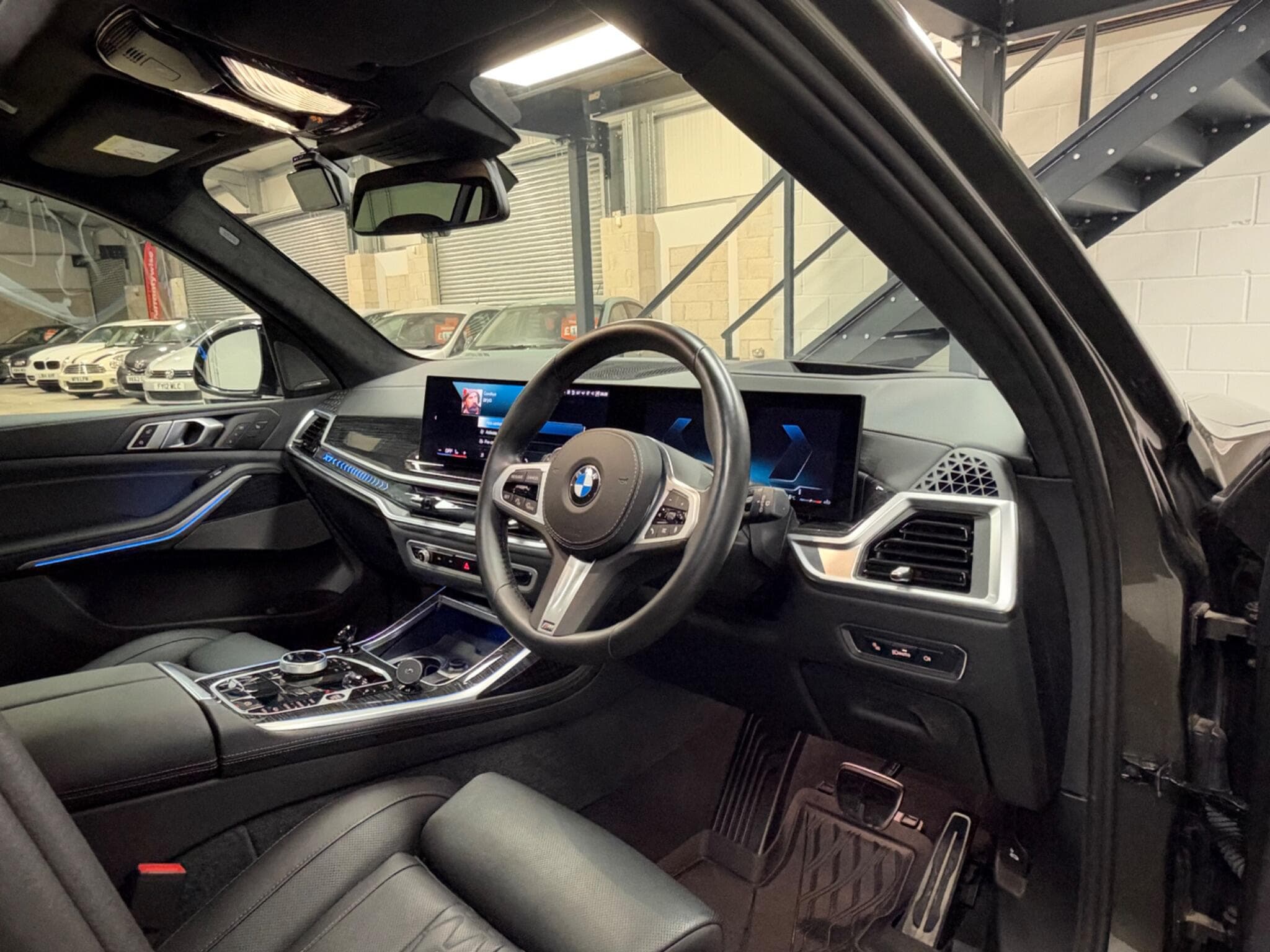 2024 BMW X7 - Thumbnail 22