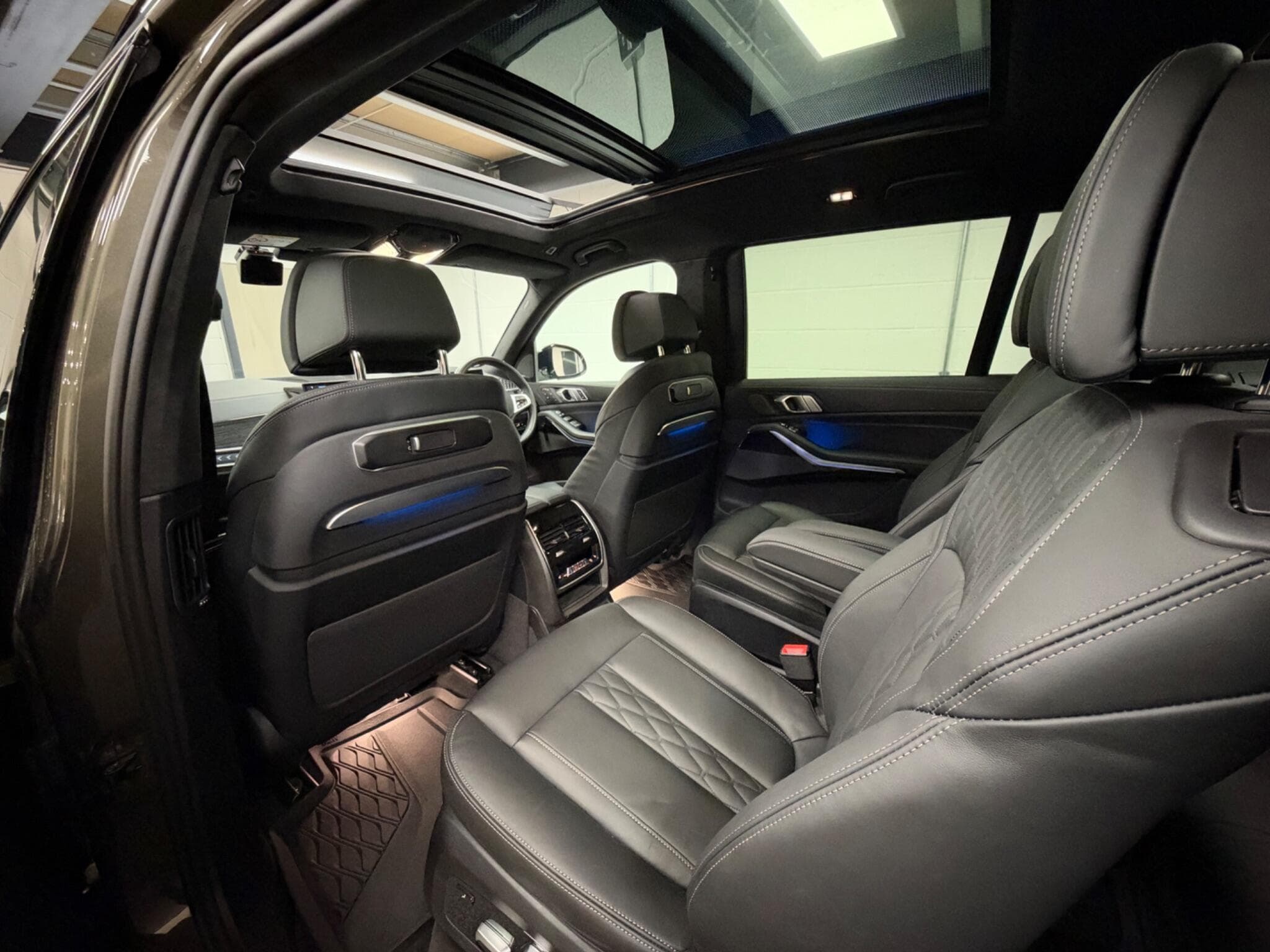 2024 BMW X7 - Thumbnail 51