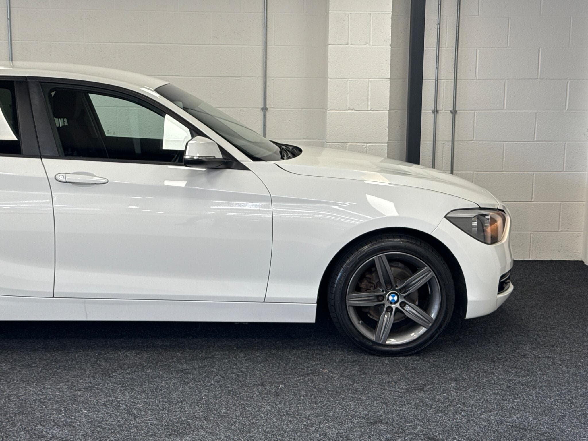 2014 BMW 1 Series - Thumbnail 8