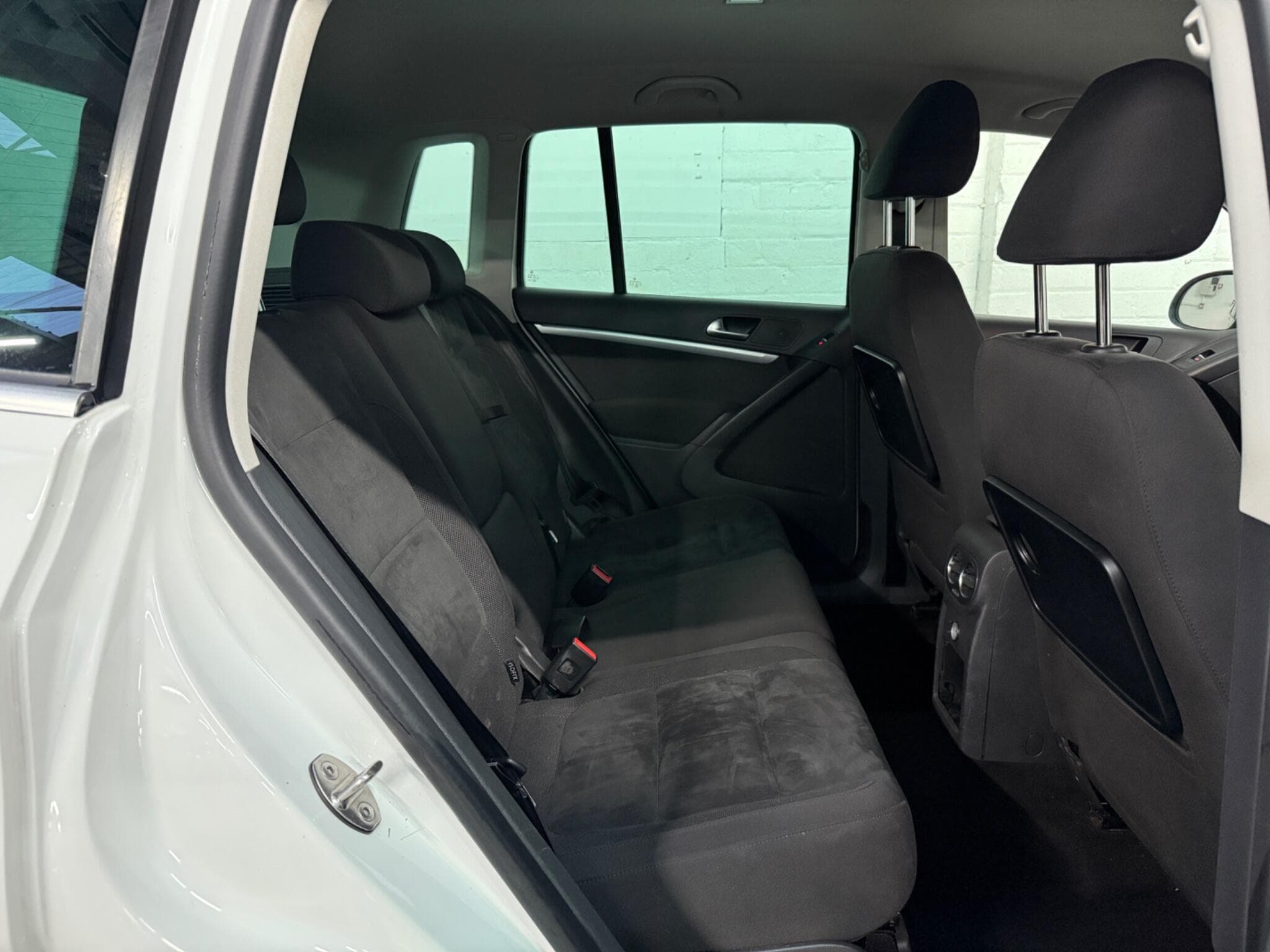 2015 Volkswagen Tiguan - Thumbnail 11