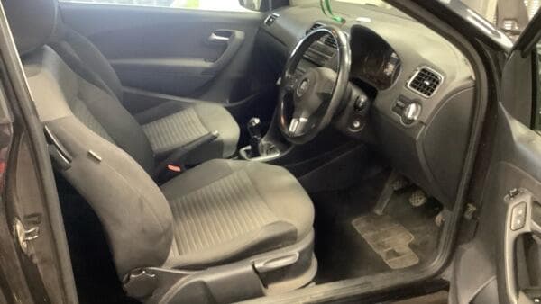 2013 Volkswagen Polo - Thumbnail 6