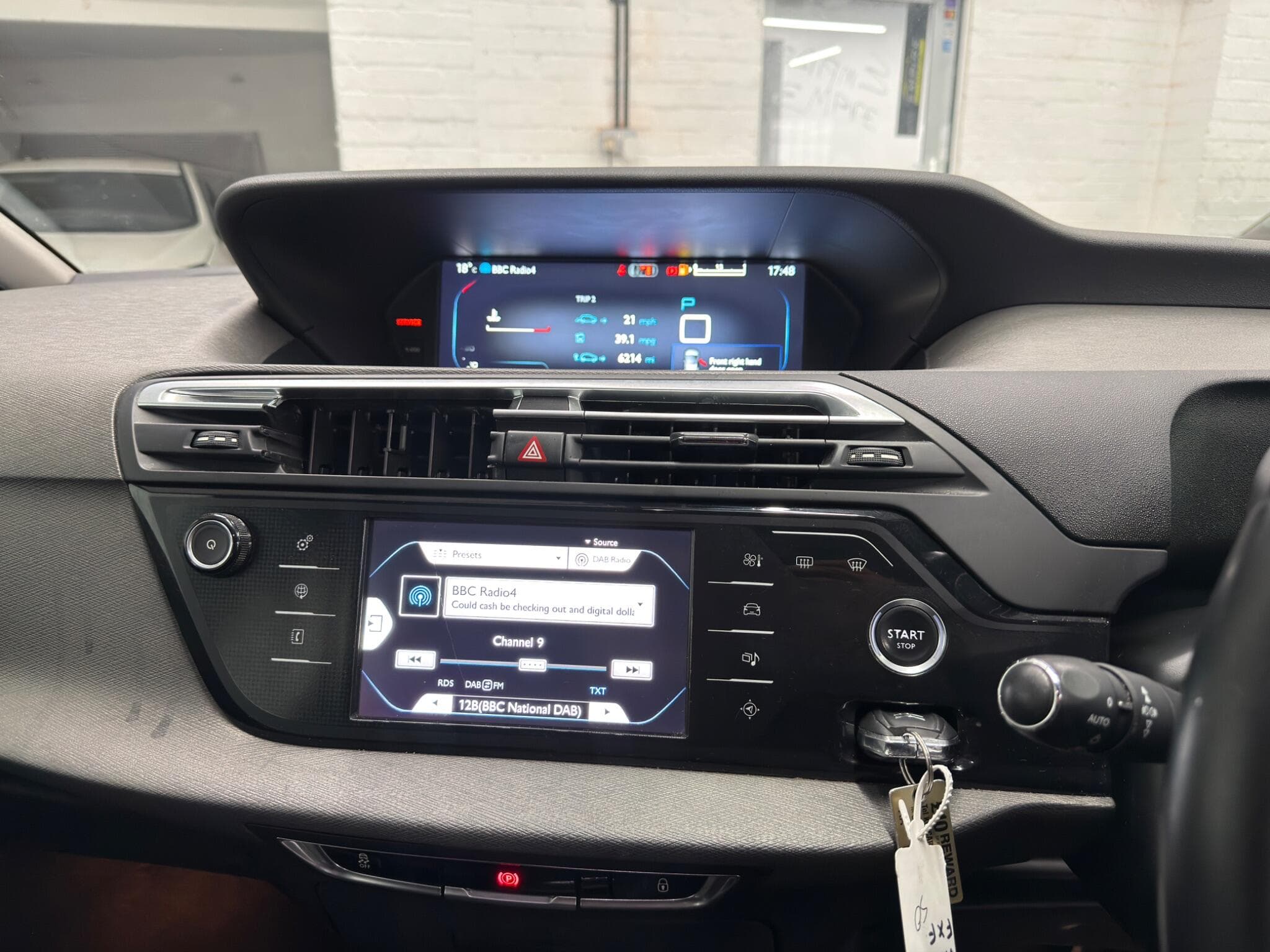 2016 Citroen C4 Picasso - Thumbnail 18