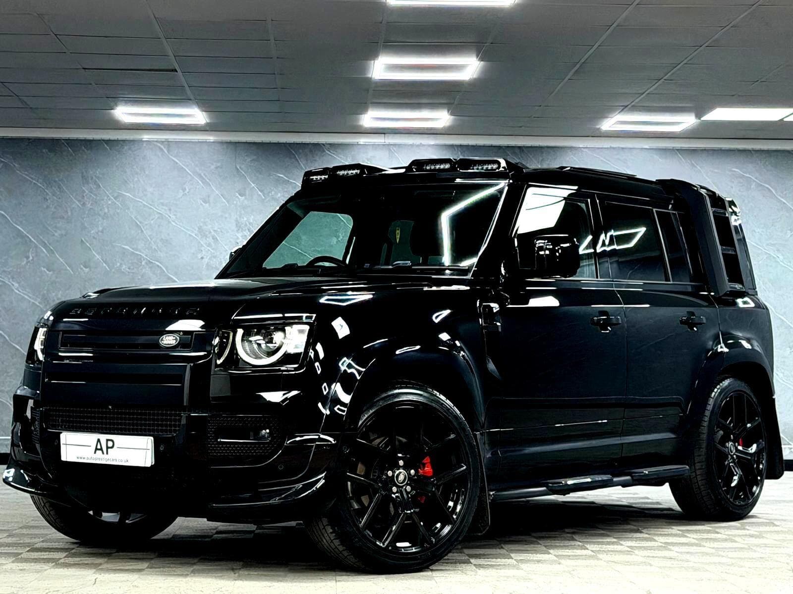 2024 Land Rover Defender 110 - Thumbnail 8