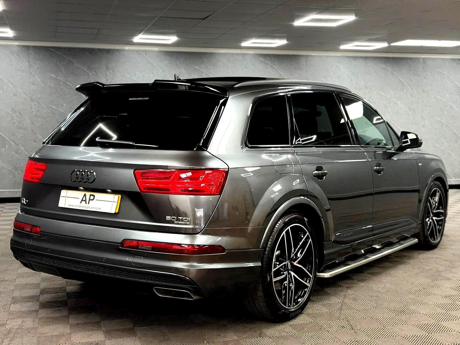 2019 Audi Q7 - Thumbnail 32