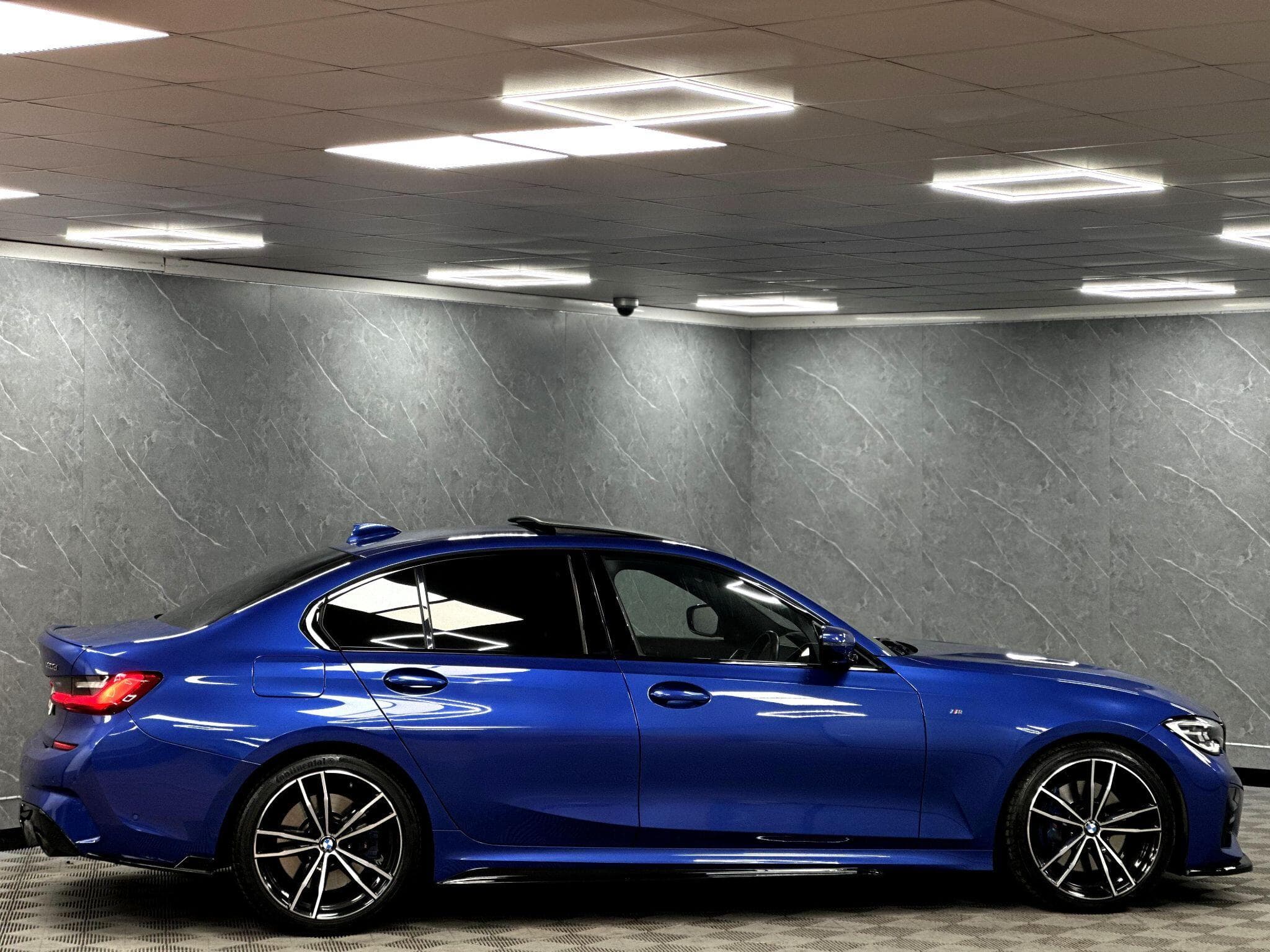 2019 BMW 3 Series - Thumbnail 21