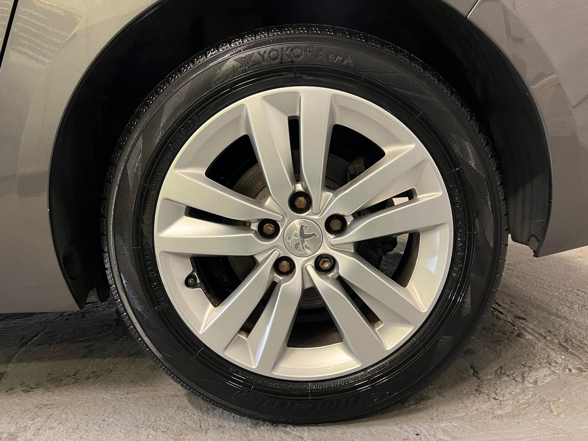 2017 Peugeot 308 SW - Thumbnail 19