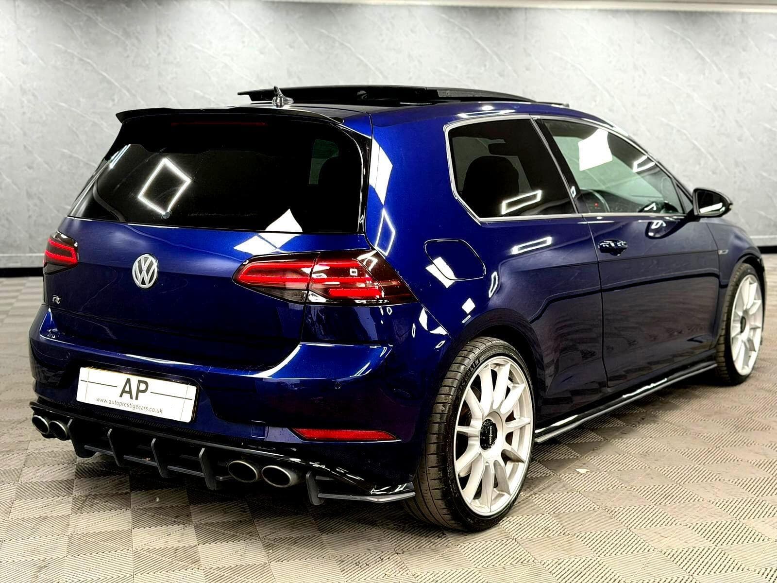 2018 Volkswagen Golf - Thumbnail 25