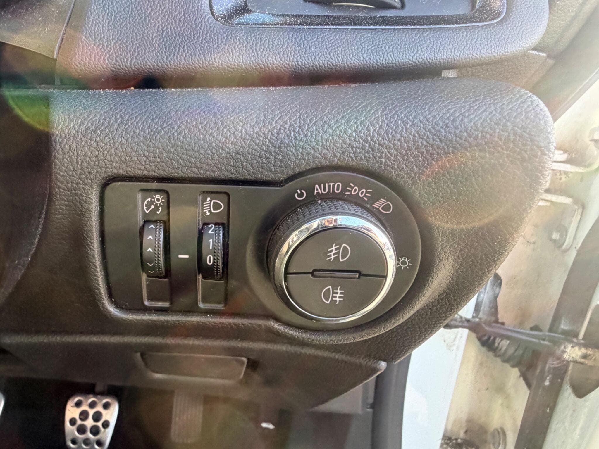 2012 Vauxhall Astra - Thumbnail 9