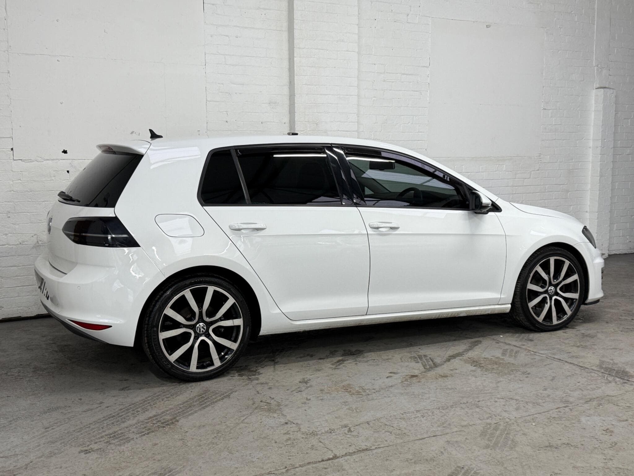 2014 Volkswagen Golf - 3