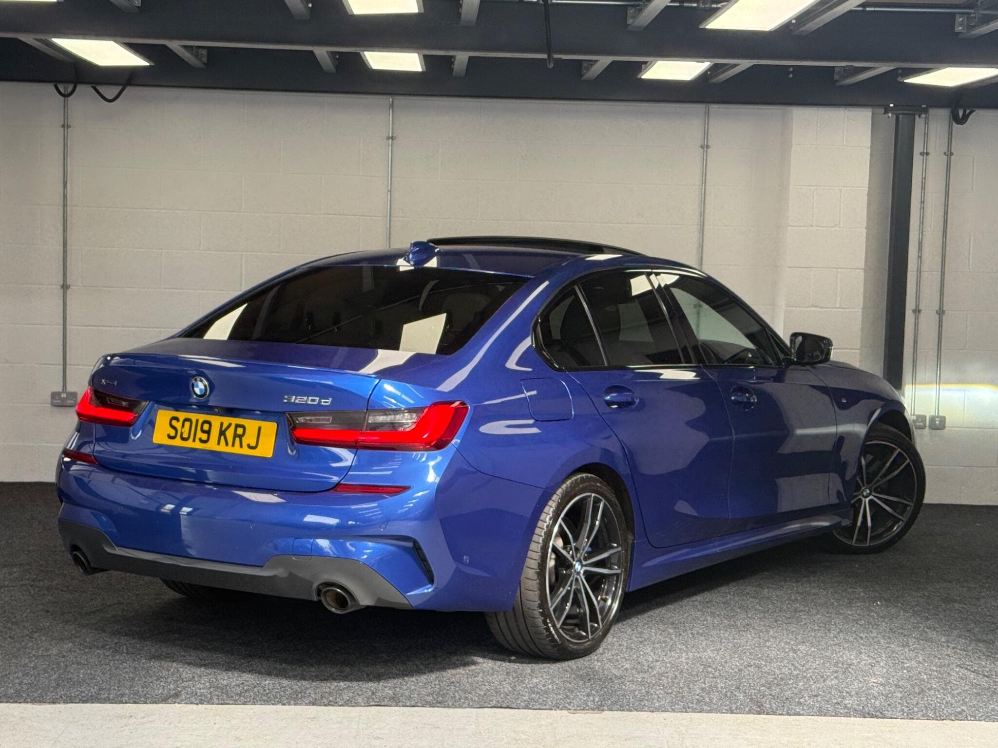 2019 BMW 3 Series - Thumbnail 15