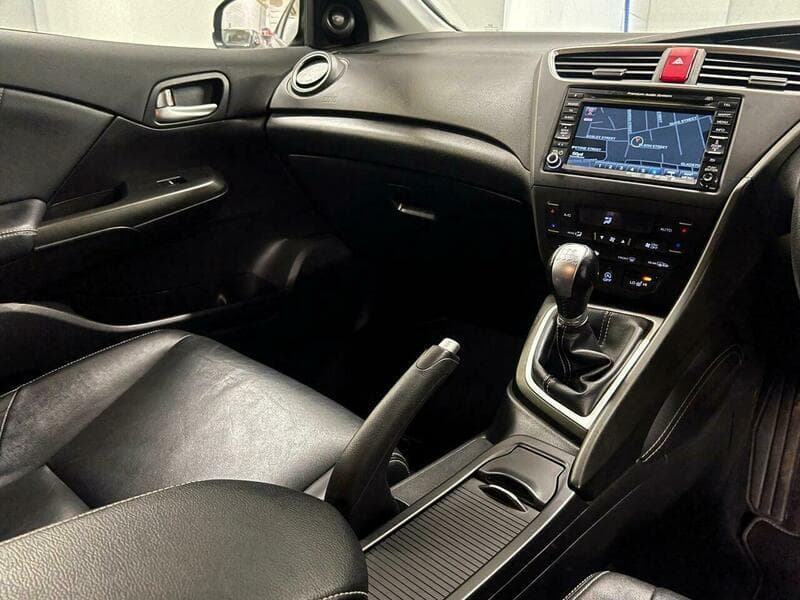 2015 Honda Civic - Thumbnail 41