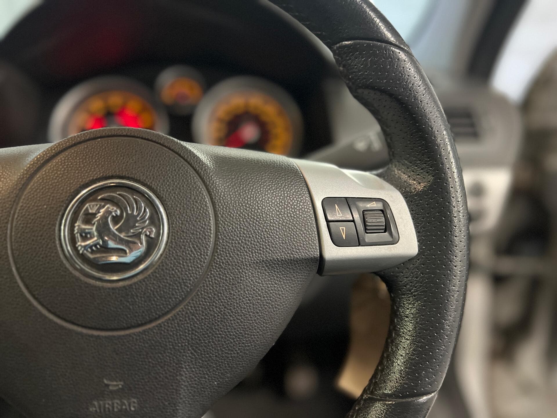 2009 Vauxhall Astra - Thumbnail 24
