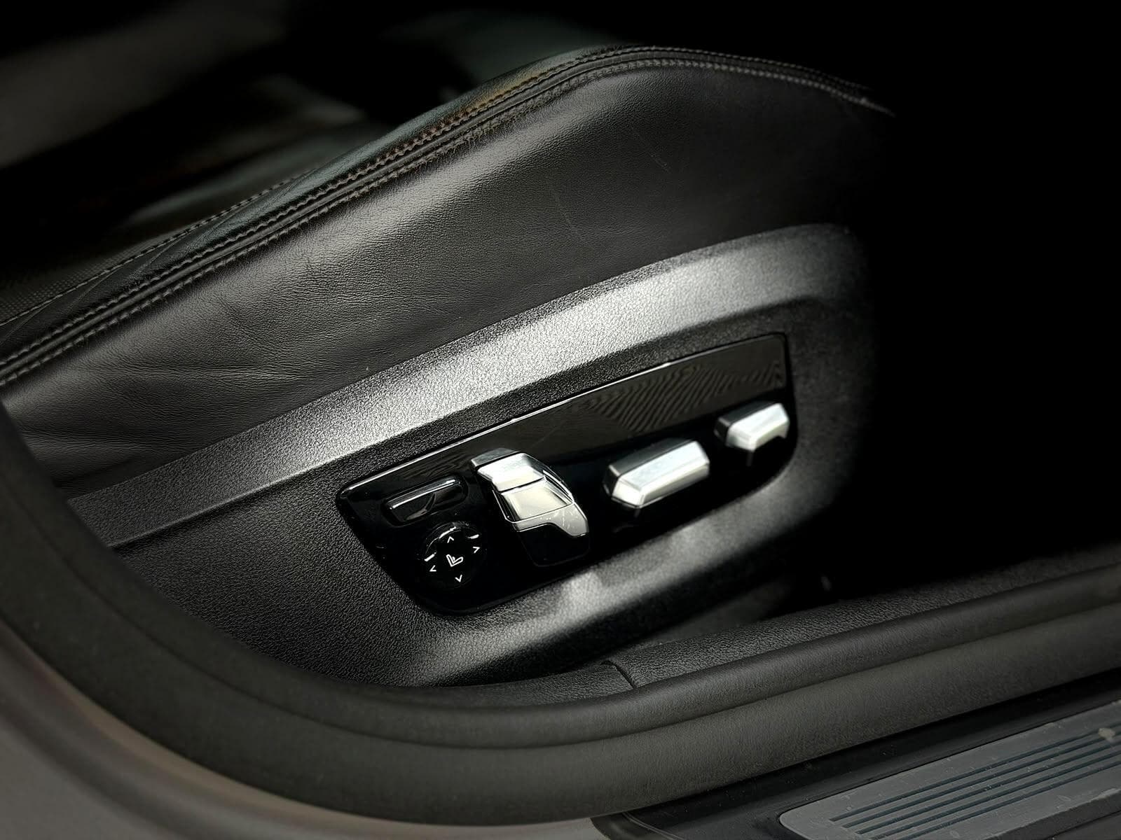 2019 BMW M5 - Thumbnail 43