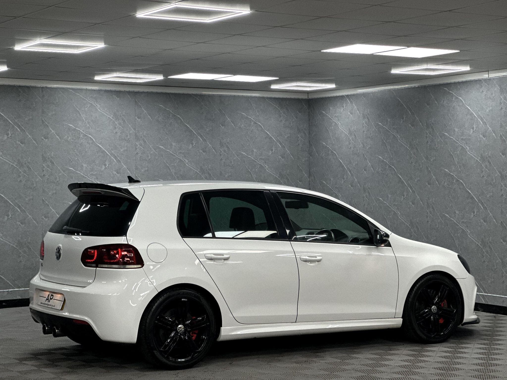 2011 Volkswagen Golf - Thumbnail 11