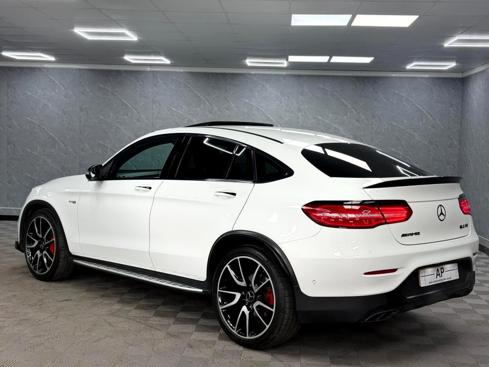 2018 Mercedes-Benz GLC - Thumbnail 24