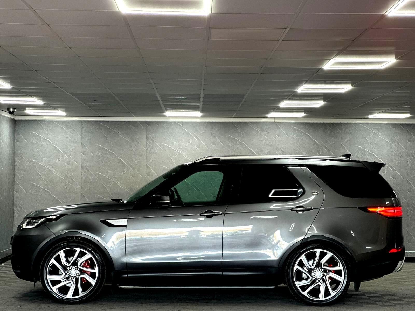 2017 Land Rover Discovery - Thumbnail 5